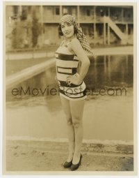 9h631 LUPE VELEZ 7.5x9.75 still 1927 super early swimsuit pose as a Hal Roach Comedy Girl!
