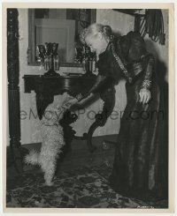 9h654 MARIA OUSPENSKAYA 8.25x10 still 1947 her dog is her most faithful fan on the set of Wyoming!