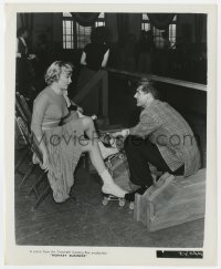 9h688 MONKEY BUSINESS candid 8.25x10 still 1952 Cary Grant helps Marilyn Monroe with roller skates!