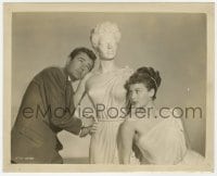 9h737 ONE TOUCH OF VENUS 8x10 still 1948 cool portrait of Ava Garnder & Robert Walker with statue!