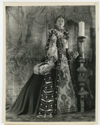 9h665 MARY OF SCOTLAND 8x10.25 still 1936 Florence Eldridge in plum roll as Queen Elizabeth I