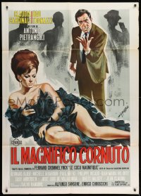 9j389 MAGNIFICENT CUCKOLD Italian 1p 1965 Symeoni art of sexy Claudia Cardinale in slinky dress!