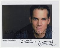 9r595 AARON SMOLINSKI signed color 8x10 publicity still 2000s great portrait of the Canadian actor!