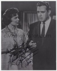 9r789 BARBARA HALE signed 8x10 REPRO still 1980s as Della Street with Raymond Burr as Perry Mason!