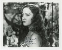 9r837 DOROTHY LAMOUR signed 8x10 REPRO still 1980s head & shoulders portrait in sexy sarong!