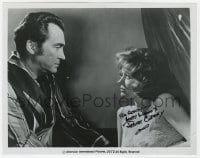 9r524 ROBERT QUARRY signed 8x10.25 still 1972 c/u with Fiona Lewis in Dr. Phibes Rises Again!