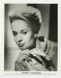 9r985 TIPPI HEDREN signed 8x10.25 REPRO still 1970s portrait of the beautiful star of The Birds!