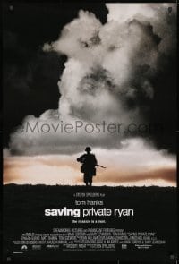 9w865 SAVING PRIVATE RYAN DS 1sh 1998 Spielberg, Hanks, soldier on hill in front of clouds!