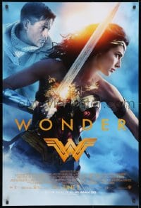 9w982 WONDER WOMAN advance DS 1sh 2017 sexiest Gal Gadot in title role/Diana Prince, Chris Pine