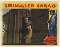 9y833 SMUGGLED CARGO LC 1939 Cliff Edwards & Barry McKay sneaking around between train cars!