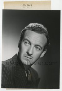 1a221 DAVID NIVEN 7.25x9.75 still 1948 head & shoulders portrait with long biography attached!
