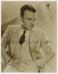 1a310 FOOTLIGHT PARADE deluxe 7.5x9.5 still 1933 seated portrait of James Cagney w/ hands in pants!