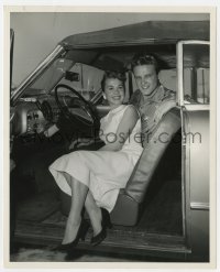 1a468 JOHN ERICSON deluxe 8.25x10 still 1955 with his wife of 14 months about to take a drive!