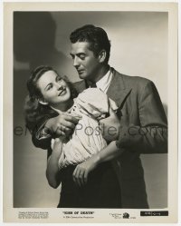 1a499 KISS OF DEATH 8x10.25 still 1947 close up of Victor Mature hugging pretty Coleen Gray!