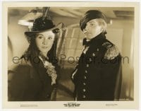 1a867 THAT HAMILTON WOMAN 8x10.25 still 1941 great close up of Laurence Olivier & Vivien Leigh!