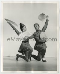 1a997 ZIEGFELD FOLLIES deluxe 8x10 still 1945 Fred Astaire & Lucille Bremer in Limehouse number!