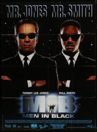 1c770 MEN IN BLACK French 1p 1997 c/u of secret agents Tommy Lee Jones & Will Smith wearing shades!