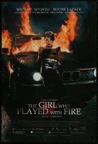 1g413 GIRL WHO PLAYED WITH FIRE DS 1sh 2010 Larsson's Flickan som lekte med elden, Noomi Rapace!
