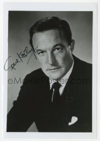 1h216 GENE KELLY signed 5x7 photo 1980s head & shoulders portrait wearing suit & tie!