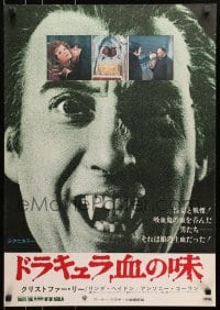 1p407 TASTE THE BLOOD OF DRACULA Japanese 1970 Hammer horror, vampire Christopher Lee showing fangs!