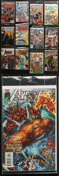 1s100 LOT OF 25 MARVEL AVENGERS COMIC BOOKS 1980s-1990s great stories of your favorite heroes!