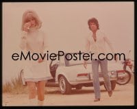 1x389 SHAMPOO 4x5 transparency 1975 Warren Beatty walking toward crying Julie Christie by car!