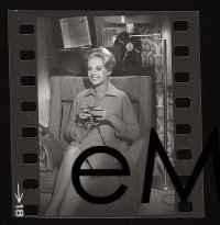 1x173 BIRDS group of 10 2x2 35mm negatives 1963 Tippi Hedren, includes 3 candids w/Alfred Hitchcock!