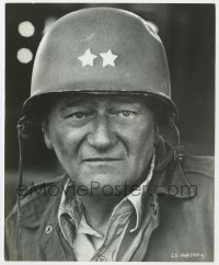 2a130 CAST A GIANT SHADOW 8.25x10 still 1966 best head & shoulders portrait of General John Wayne!