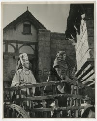 2a494 JOAN OF ARC 8x10 still 1948 Ingrid Bergman in wagon being led to her death!