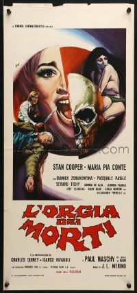 2c463 BEYOND THE LIVING DEAD Italian locandina 1974 Aller art of near-naked woman chased by zombie!