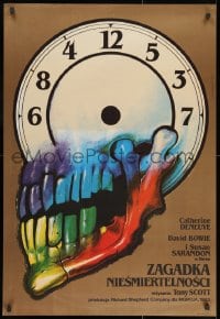 2c394 HUNGER Polish 26x38 1984 bizarre Wieslaw Walkuski artwork of colorful skull clock!