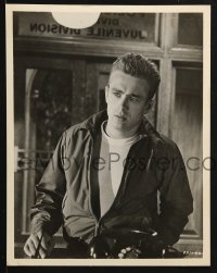 2d961 REBEL WITHOUT A CAUSE 2 8x10 stills 1955 James Dean in Juvenile Division and with parents!