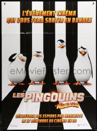 2f840 PENGUINS OF MADAGASCAR advance French 1p 2014 a movie event that will blow their cover!