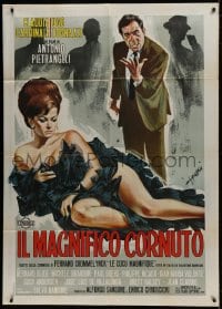2f141 MAGNIFICENT CUCKOLD Italian 1p 1965 Symeoni art of sexy Claudia Cardinale in slinky dress!