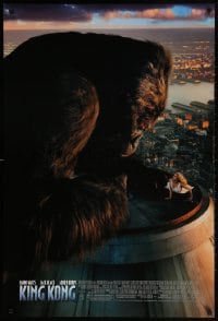2g504 KING KONG DS 1sh 2005 Naomi Watts & ape on rooftop of Empire State Building!