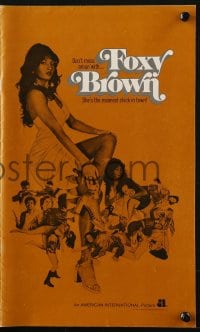 2s677 FOXY BROWN pressbook 1974 don't mess with meanest chick Pam Grier, she'll put you on ice!