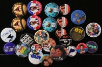 2y410 LOT OF 28 PIN-BACK BUTTONS 1990s-2000s great images from a variety of movies!
