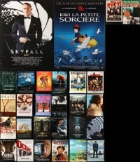 2y599 LOT OF 28 FORMERLY FOLDED 15x21 FRENCH POSTERS 1980s-2010s great images from a variety of movies!