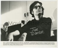 3d548 JOE DANTE signed candid 8x10 still 1981 close up directing on the set of The Howling!