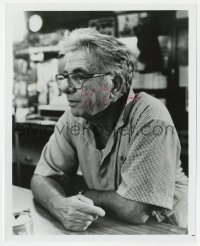 3d914 MARTIN RITT signed 8x10 REPRO 1980s great candid c/u of the director on the set of a movie!