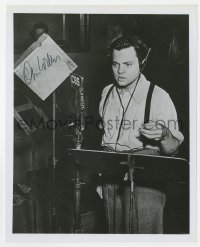 3d937 ORSON WELLES signed 8x10 REPRO still 1980s in studio talking into CBS radio microphone!