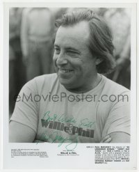 3d627 PAUL MAZURSKY signed candid 8x10 still 1980 close up directing on the set of Willie & Phil!