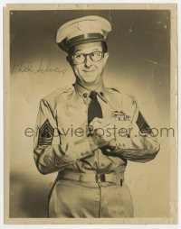 3d632 PHIL SILVERS signed 7x9 still 1950s great waist-high portrait in uniform as Sgt. Bilko!