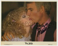 3d675 STEVE MARTIN signed color 8x10 still 1976 best close up kissing Bernadette Peters in The Jerk!