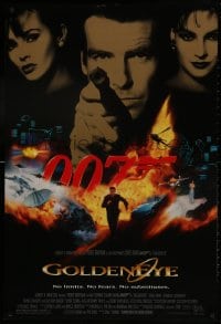 3g746 GOLDENEYE DS 1sh 1995 cast image of Pierce Brosnan as Bond, Isabella Scorupco, Famke Janssen!