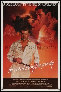 3g997 YEAR OF LIVING DANGEROUSLY 1sh 1983 Peter Weir, artwork of Mel Gibson by Stapleton and Peak!
