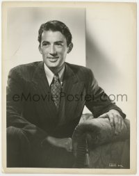 3h387 GREGORY PECK 8x10.25 still 1940 youthful portrait of the leading man making his movie debut!