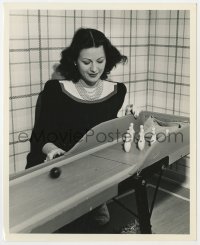 3h400 HEDY LAMARR deluxe 8x10 still 1944 the glamorous actress admiring a mini table bowling set!