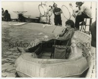 3h459 JAWS candid 8x10 still 1975 director Steven Spielberg relaxing in raft in pool on the set!