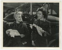 3h508 KEEP YOUR POWDER DRY deluxe 8x10 still 1945 uniformed Lana Turner & Laraine Day receive orders!